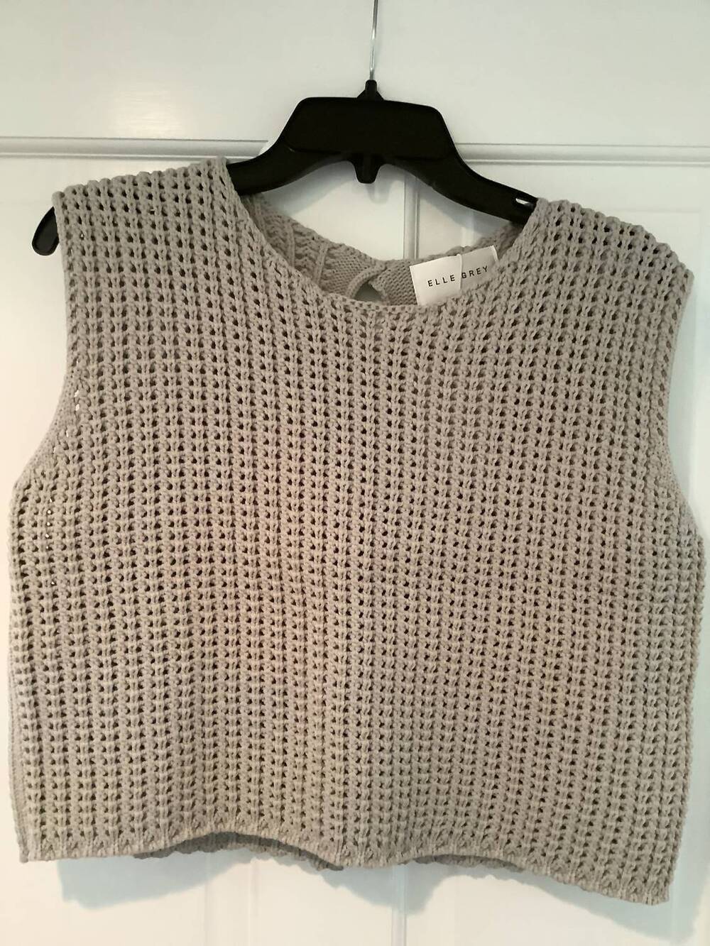 NEW ELLE GREY women's sleeveless crochet knit top with crew neckline in grey